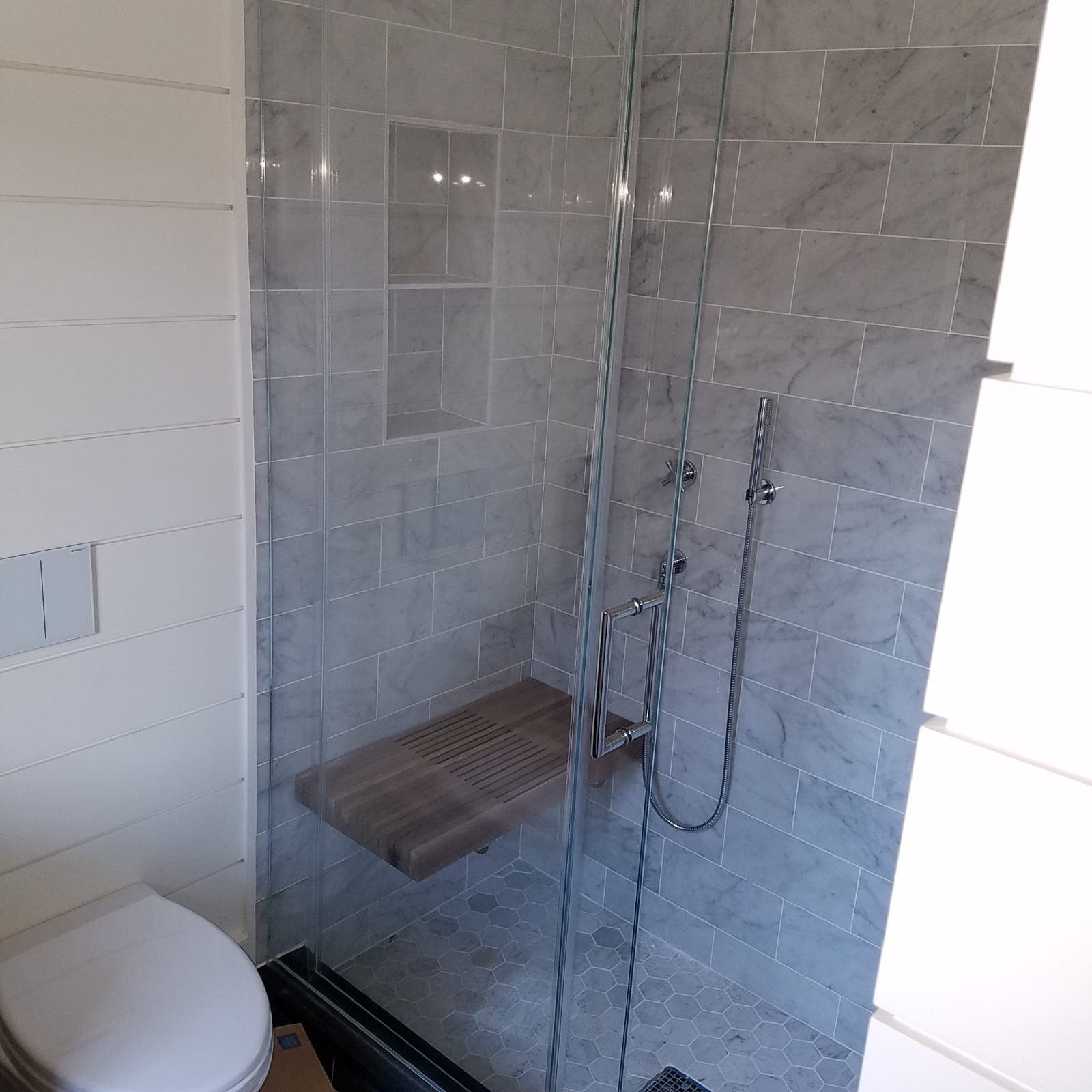 Custom Shower & Bathtub Installation